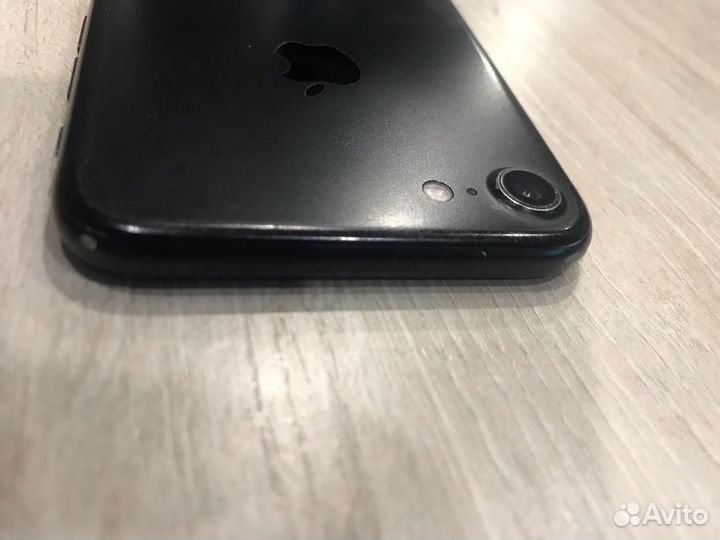 iPhone 7, 32 ГБ
