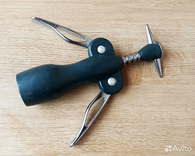 Открывалка, штопор для вина, консервный нож