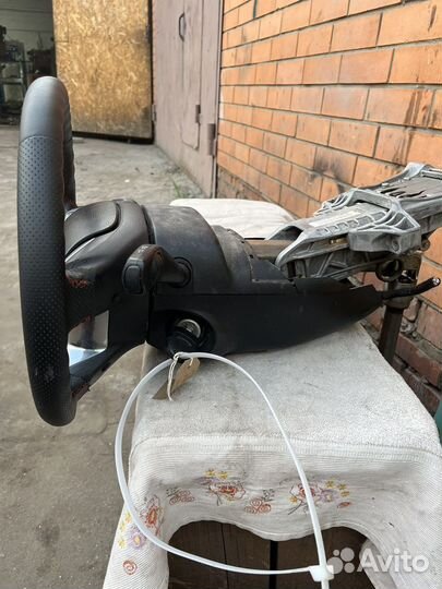 Руль в сборе рулевой колонка