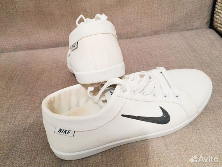 Кроссовки nike