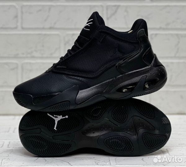 Кроссовки nike air jordan max aura 4