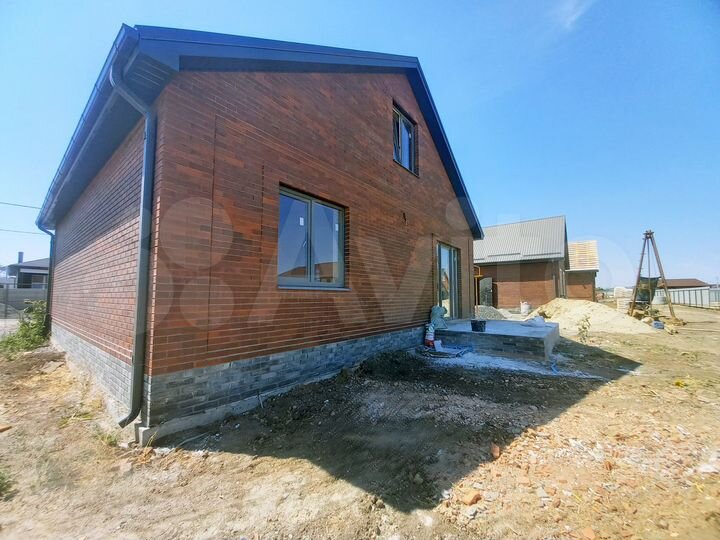 Дом 170 м² на участке 5 сот.