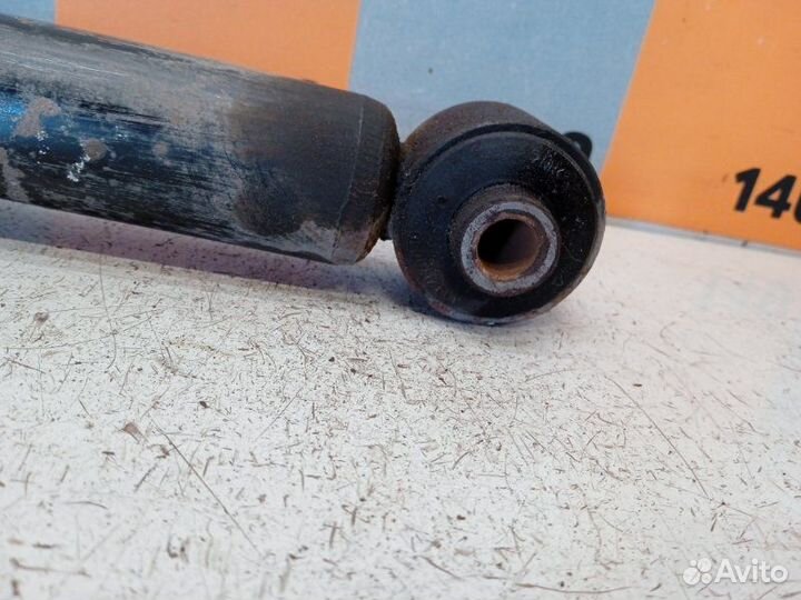 Амортизатор задний Kia Rio 2 1.4 2007