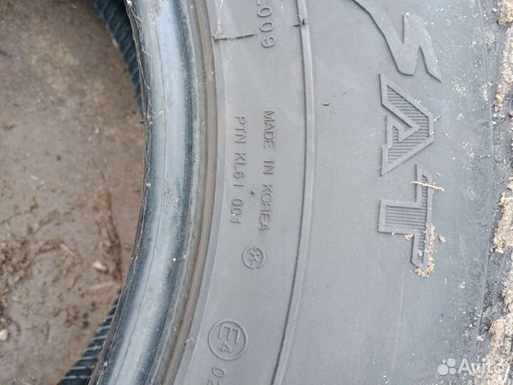 Kumho Road Venture AT61 265/65 R17