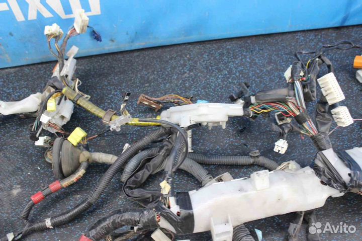 Проводка Toyota Crown (Тойота Краун) S151 82135308