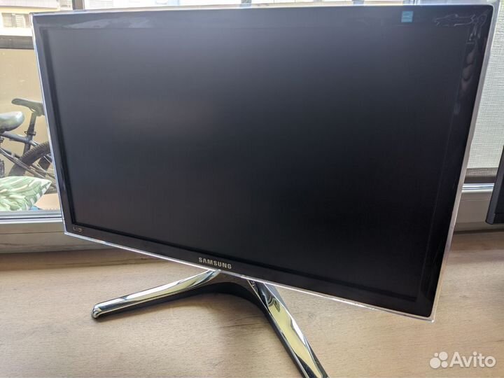 Монитор Samsung