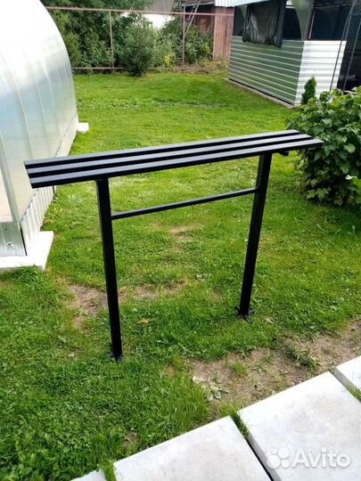 Скамейки столы металические