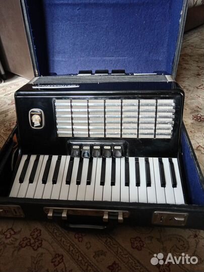Аккордеон Weltmeister stella 3/4