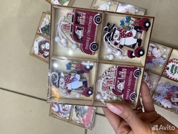 Новогодние игрушки украшения