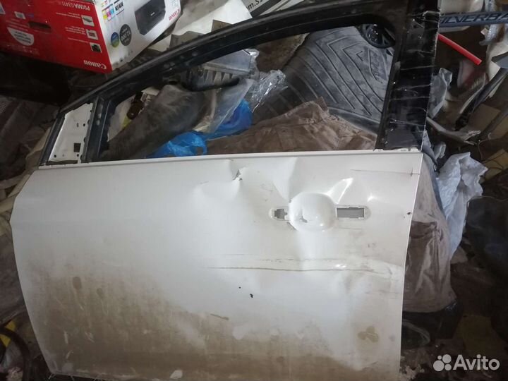 Дверь левая ford focus 3