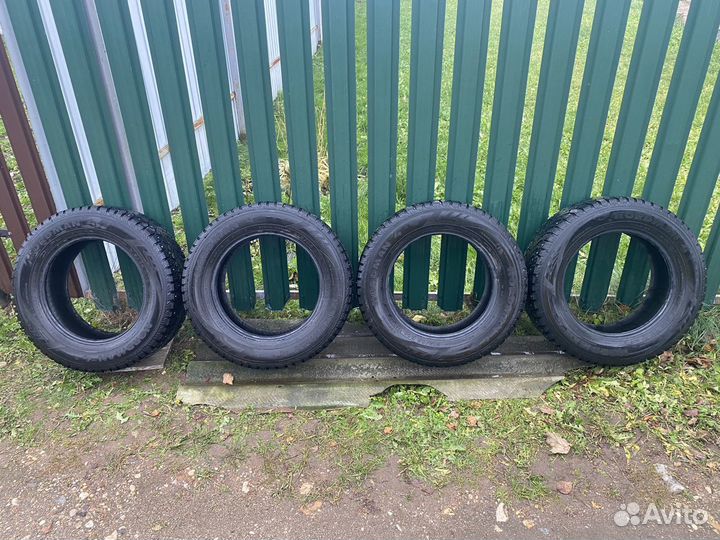 Nokian Tyres Nordman 4 215/65 R16 102T