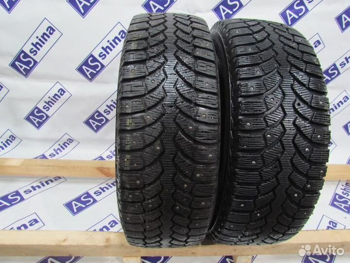Bridgestone Blizzak Spike-01 205/65 R15 101K