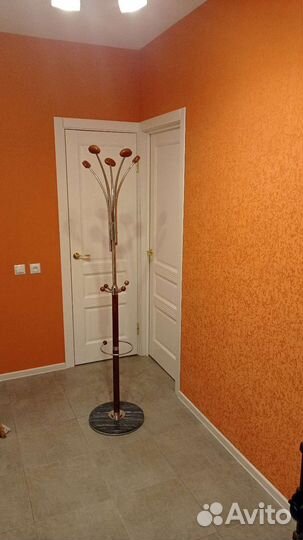 Вешалка напольная