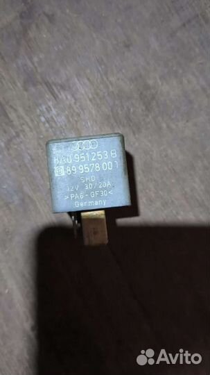 Реле бензонасоса 208 8A0951253B