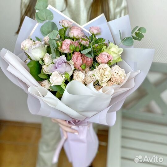 Кустовые розы Букеты