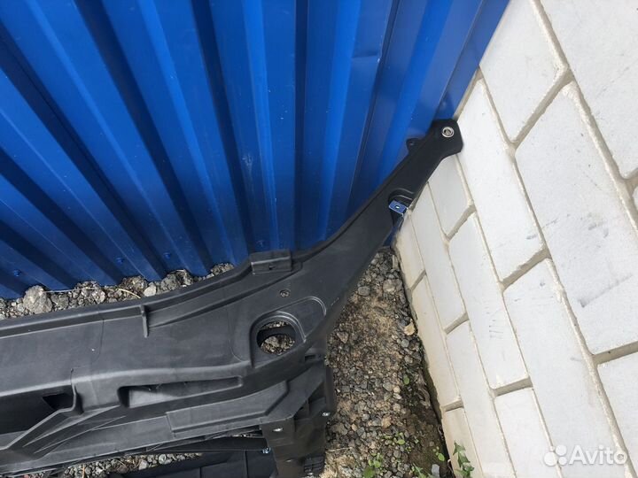 Телевизор передняя панель Мазда 3 бк хэтчбек