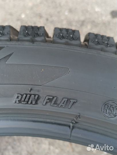 Pirelli Ice Zero 225/45 R18