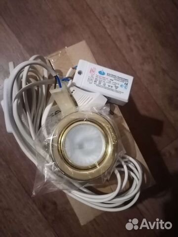 Светильник встраиваемый