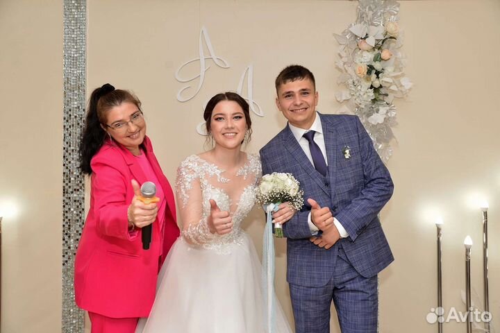 Ведущий тамада