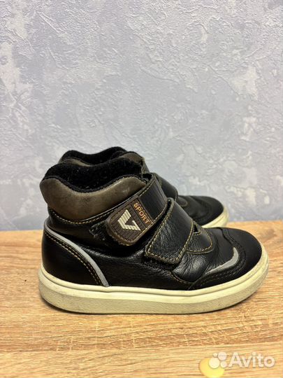 Ботинки демисезонные для мальчика 26