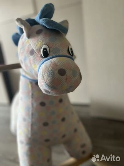 Детская качалка лошадь