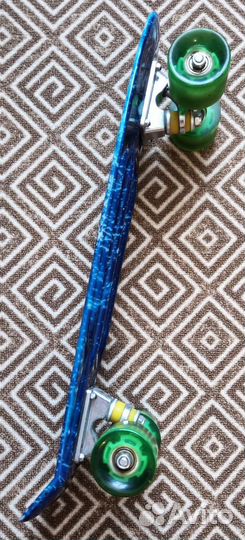 Пениборд со светящимися колёсиками