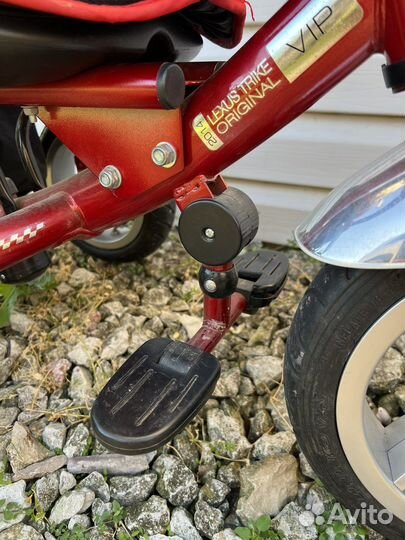 Трехколесный велосипед