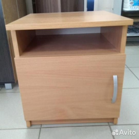 Тумба прикроватная с дверью д.400*гл.400*в.450 Выб