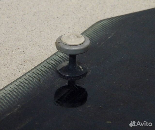 Стекло двери задней левой Audi 80 B3