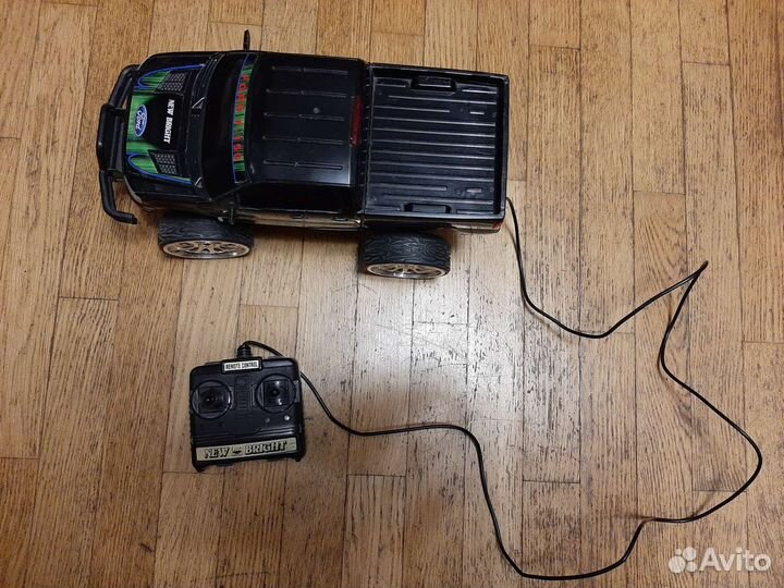 Радиоуправляемая машина