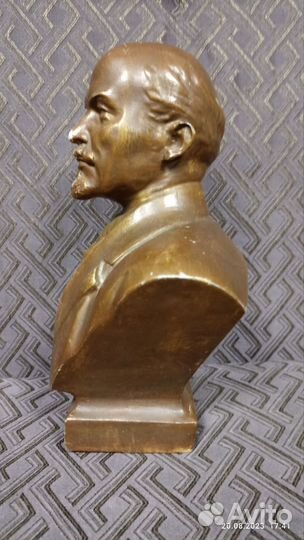 Бюст Ленина