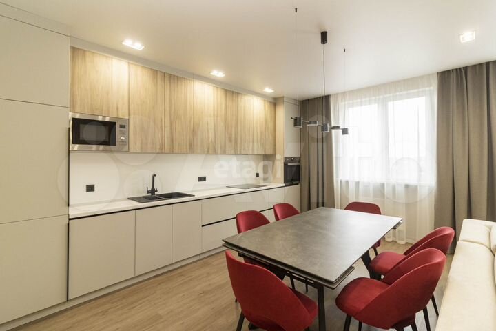 3-к. квартира, 88 м², 4/9 эт.