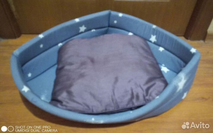 Лежанка для собак и кошек