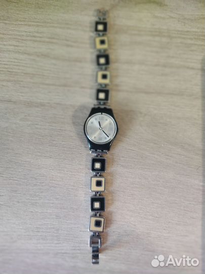 Наручные часы swatch