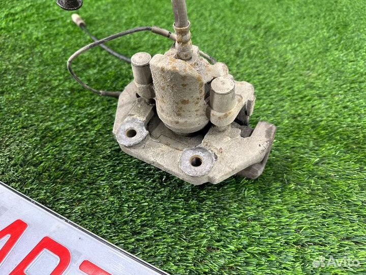 Суппорт тормозной задний правый Bmw 7 E66 N62B44