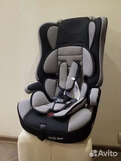Новое автокресло бустер 9-36 кг, 1-12 лет