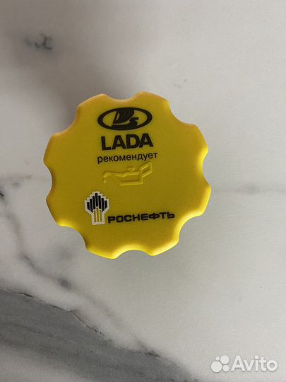 Крышка маслозаливной горловины Renault, largus