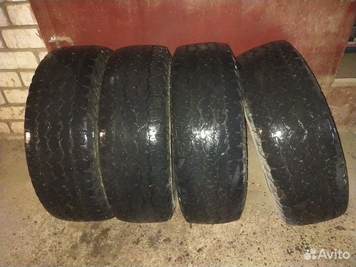 Matador MP 72 Izzarda A/T 2 215/70 R16 100T