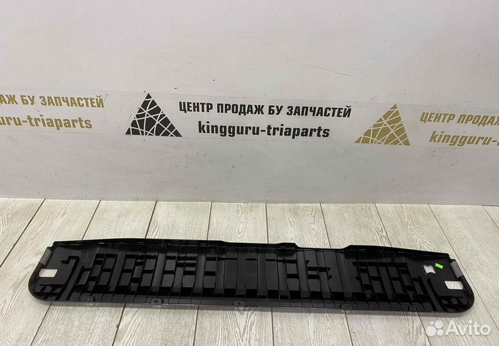 Обшивка двери багажника BMW X5 F15 2013 oem 514973