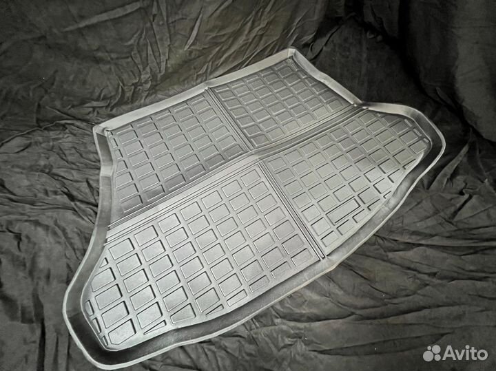 Оригинальный коврик в багажник для Toyota prius 50