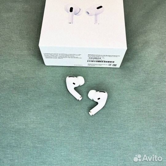 AirPods Pro 2: Звук, который поднимает