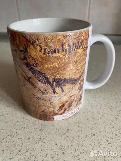 Кружки коллекционные Франция: Париж, Ласко