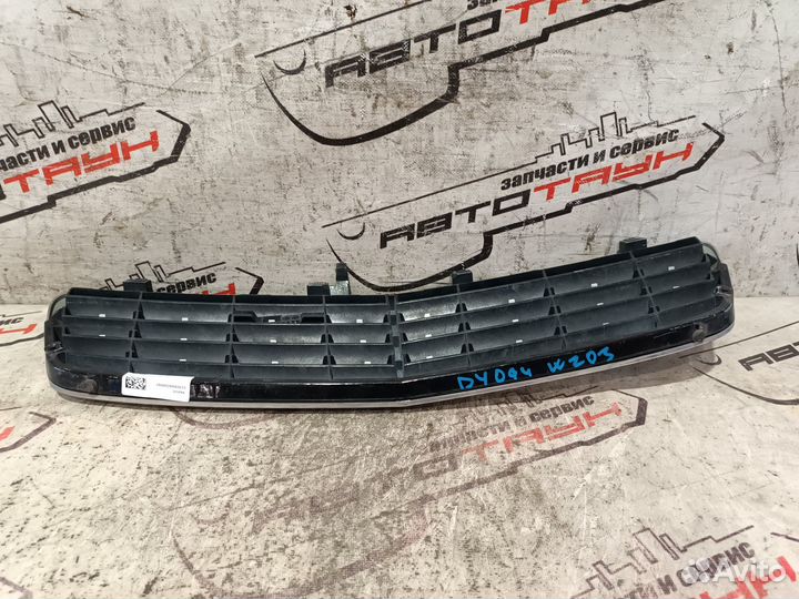 Решетка радиатора mercedes-benz C-class S203 W203 2 модель A20388002239744 DY094