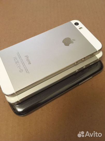 На запчасти телефон iPhone 5S