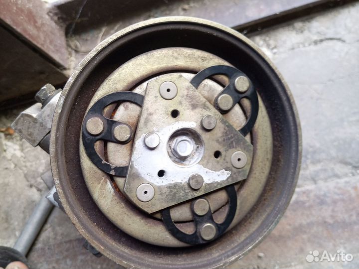 Компрессор кондиционера Ниссан