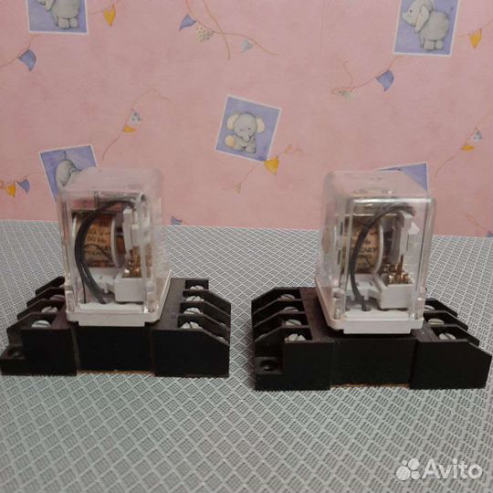 Реле R15 4PDT на 10 А