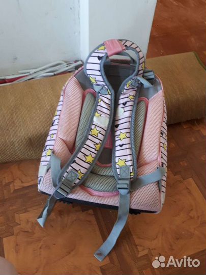 Школьный рюкзак