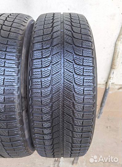 Michelin X-Ice XI3 215/60 R17 98V