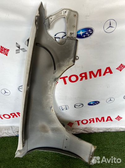 Крыло переднее левое Toyota Mark Ii GX100