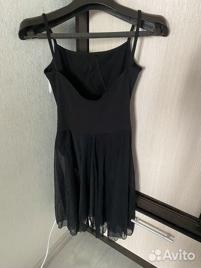 Гимнастический купальник с юбкой